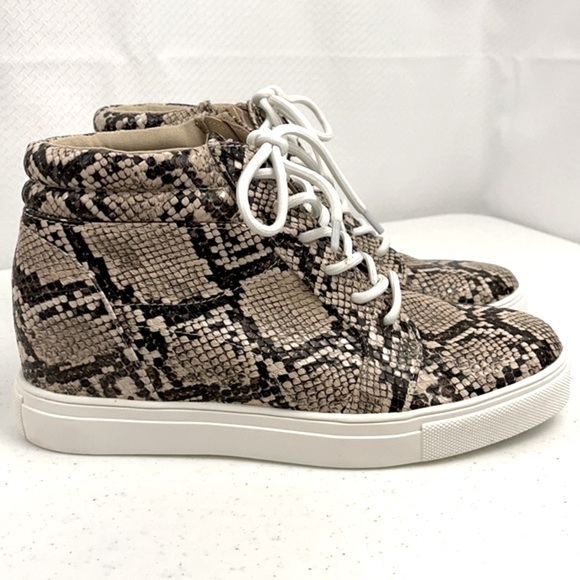 Abound Lace up Snake Sneaker Boots - Picture 2 of 10